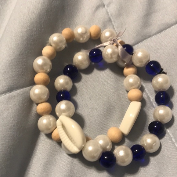 Bracelets - Picture 1 of 1